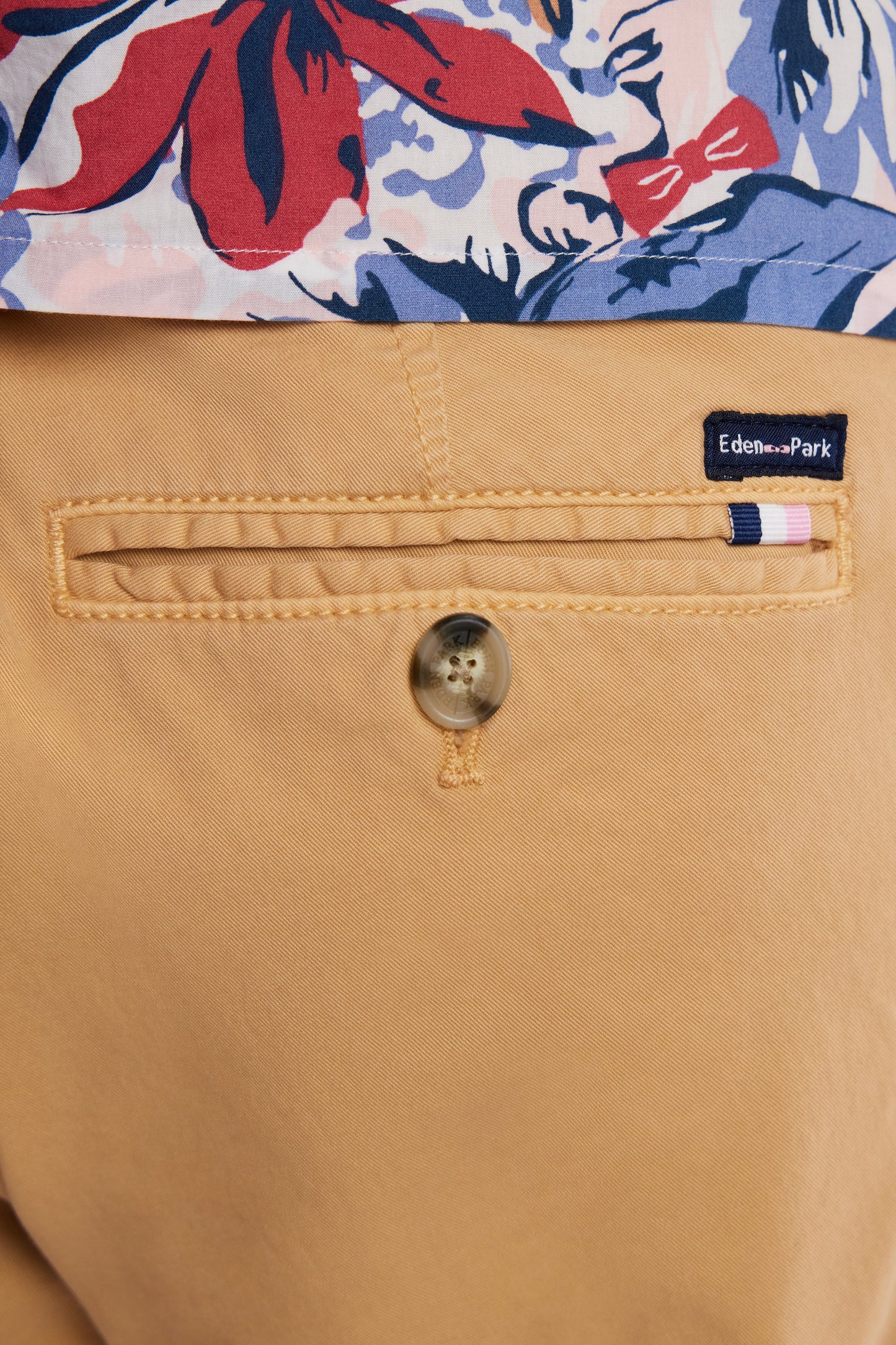 Camel straight-cut stretch cotton pleat-free chinos