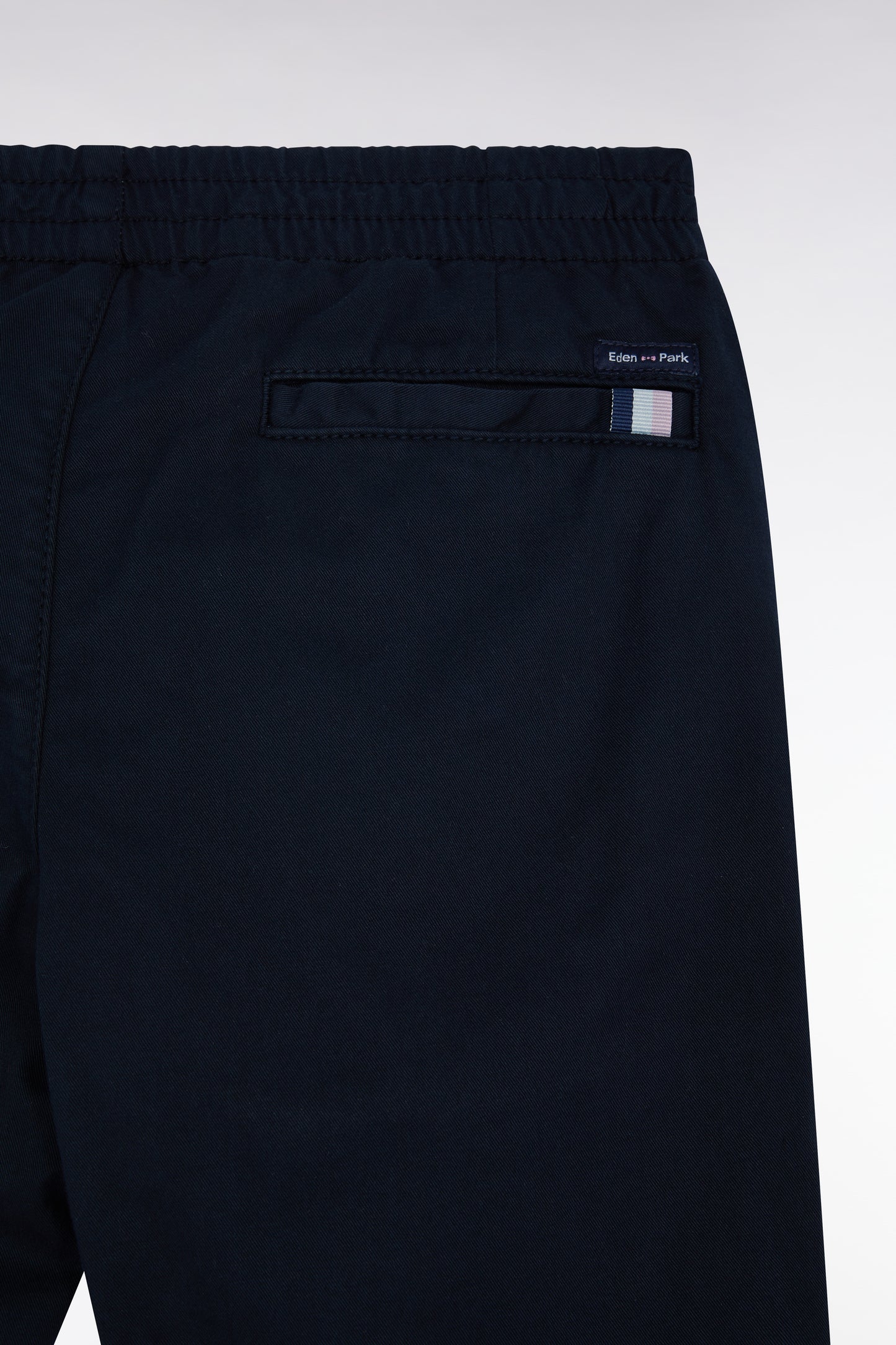 Straight-cut navy stretch cotton pleat-free chinos