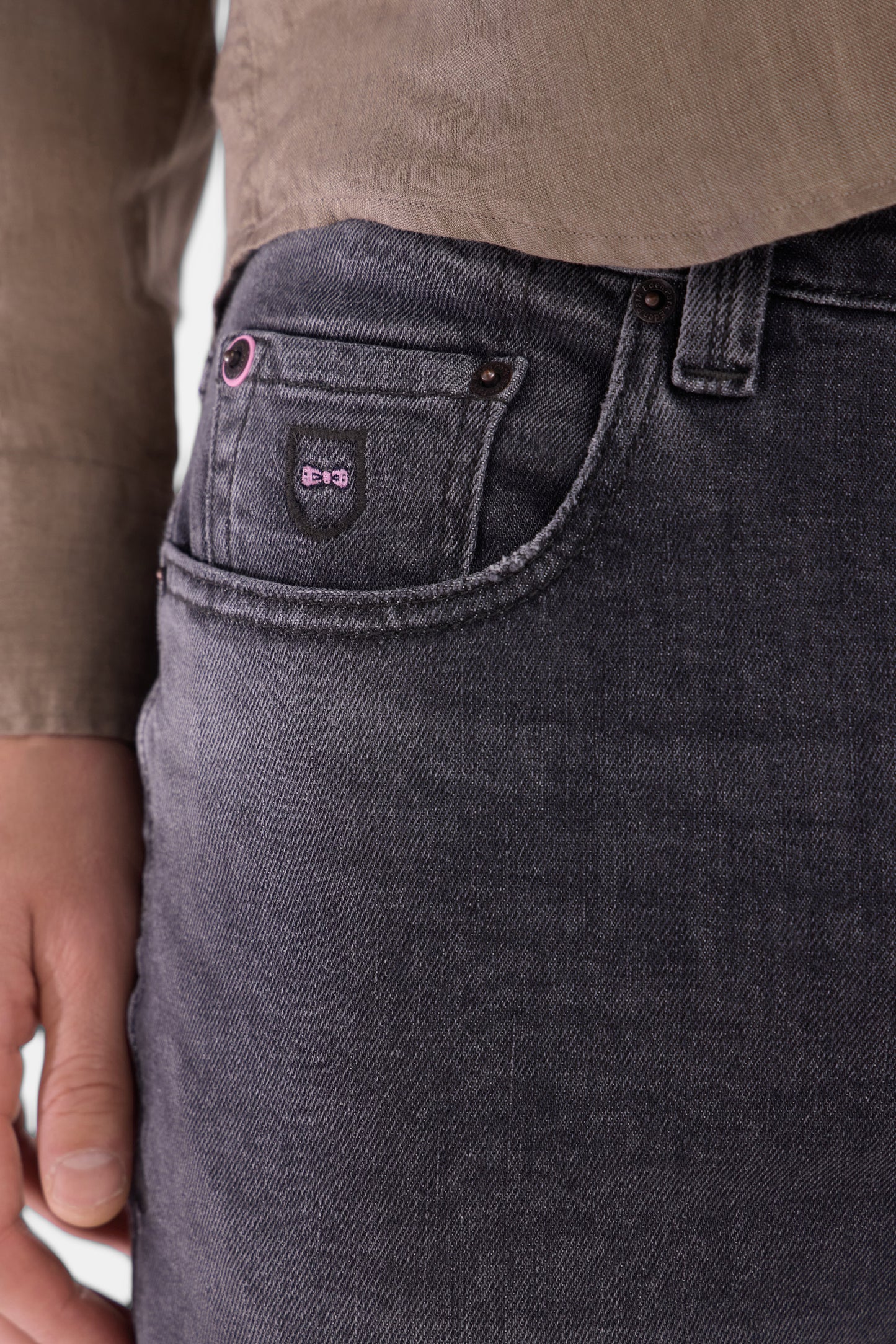 Slim fit grey stretch denim 5-pocket jeans