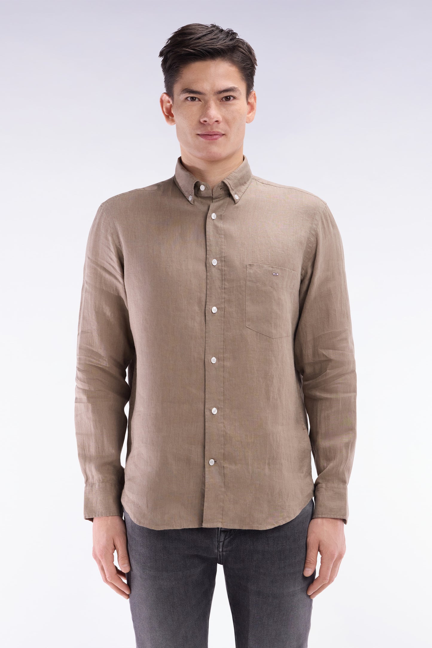 Straight-fit sand linen shirt