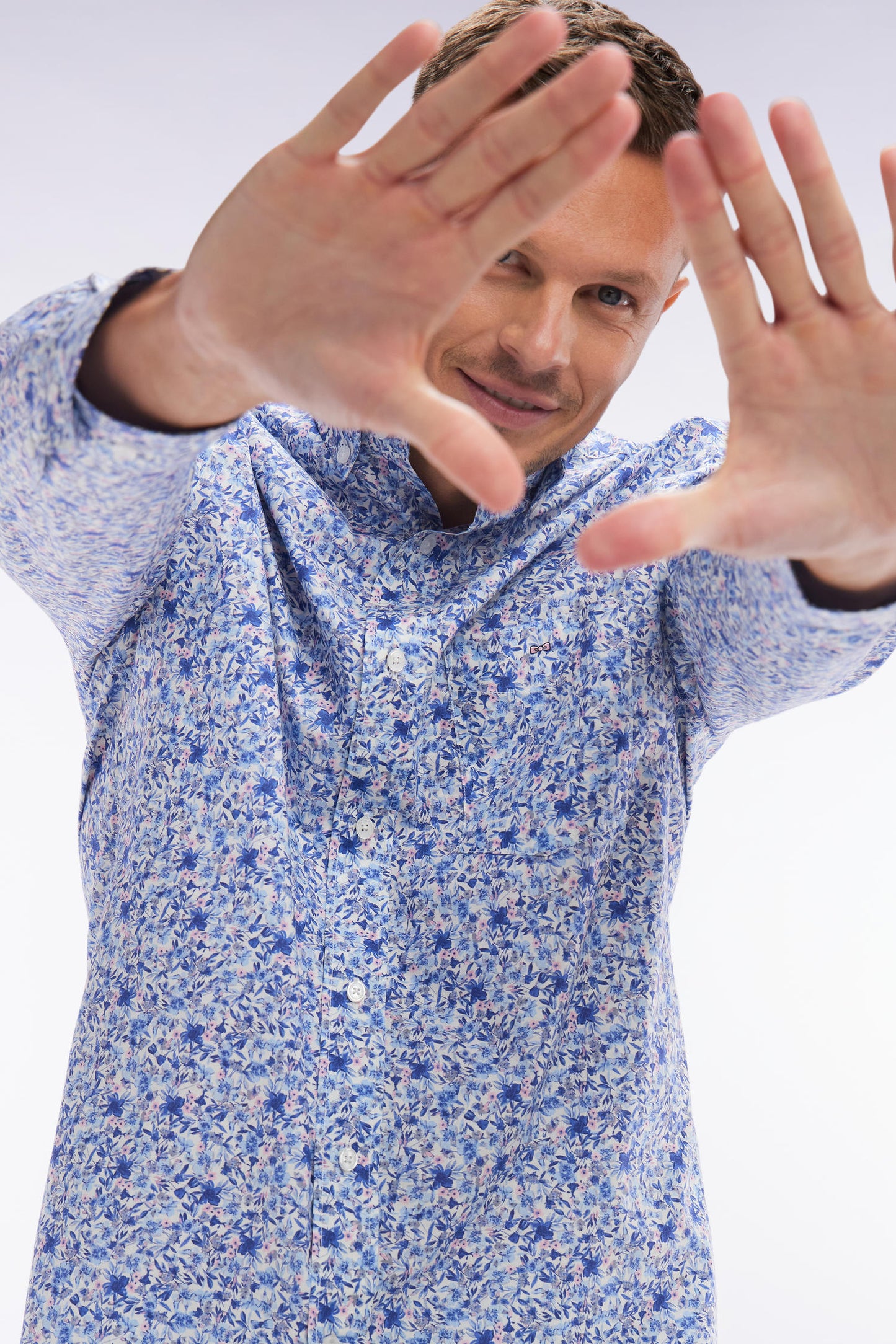 Straight-fit sky blue micro-patterned Pima cotton shirt