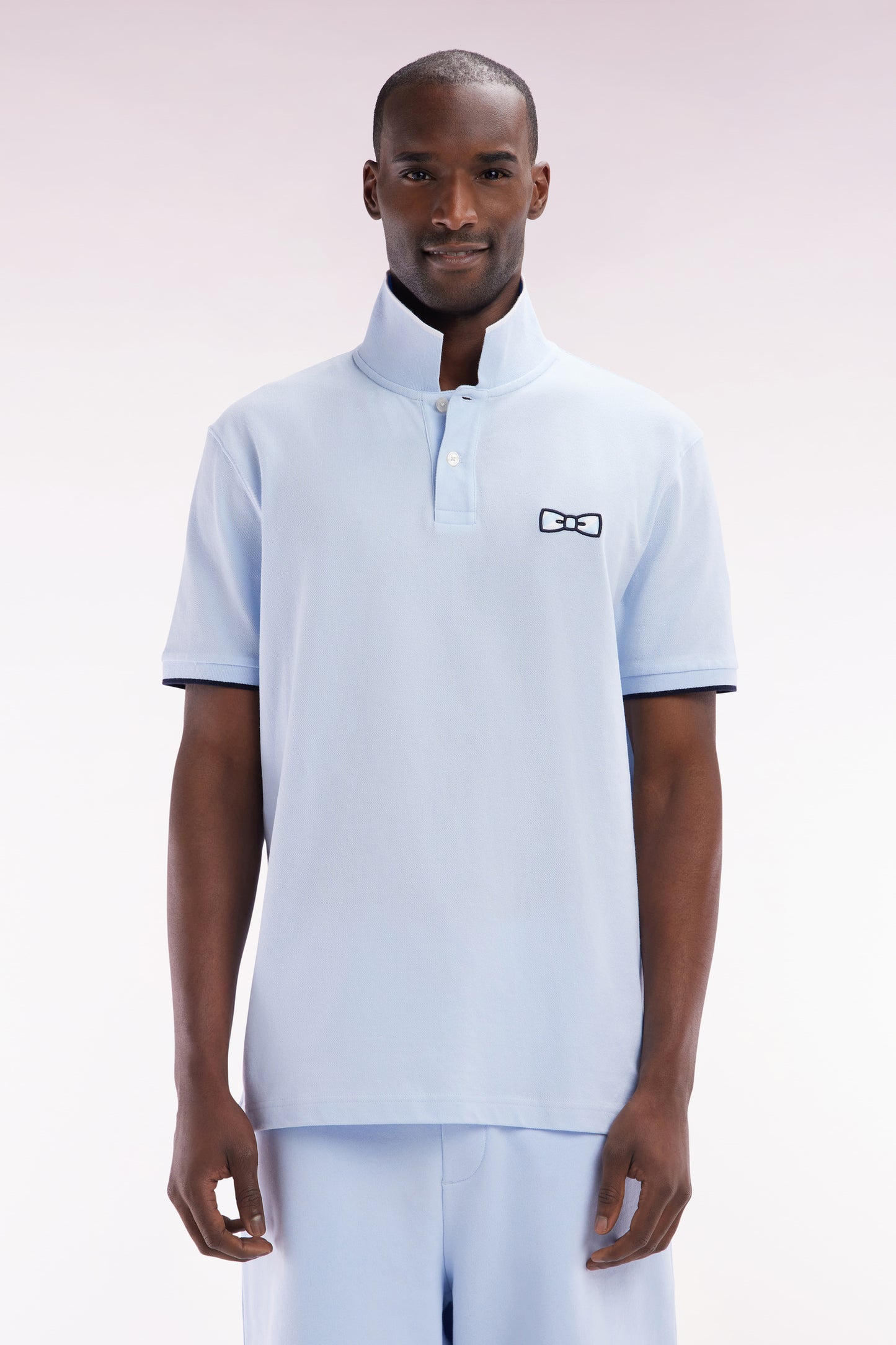 Relaxed-fit short-sleeved polo shirt in sky cotton with tone-on-tone embroidery