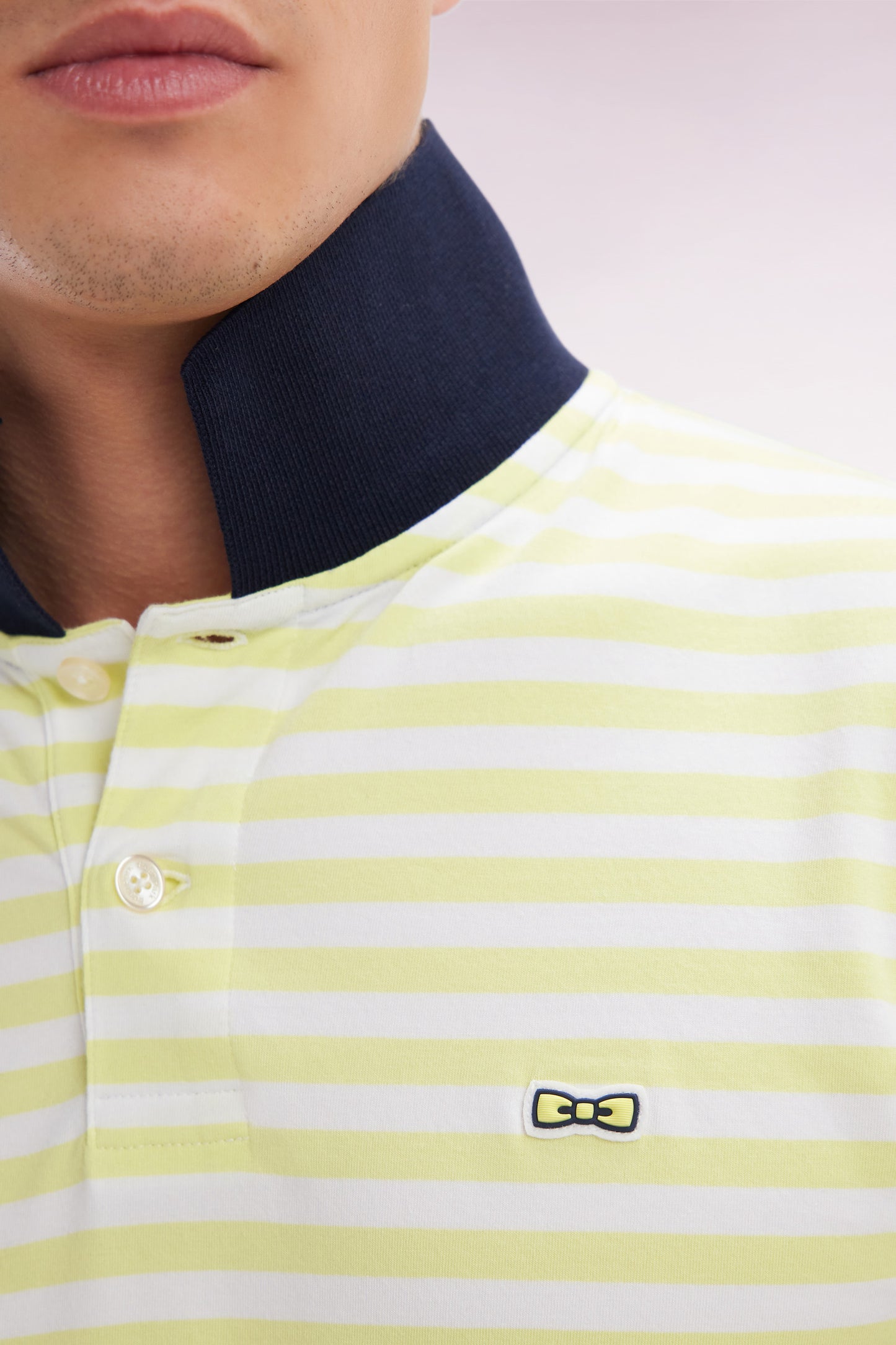 Slim-fit short-sleeved sailor polo shirt in yellow striped stretch cotton