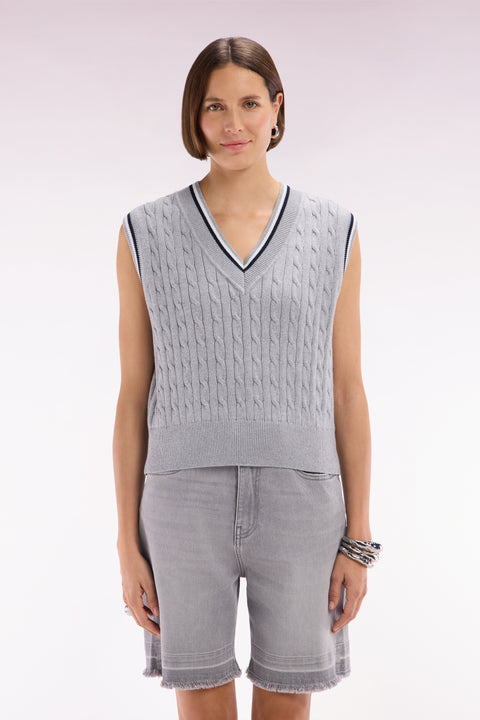 Relaxed-fit black cable cotton sleeveless jumper - Image 3