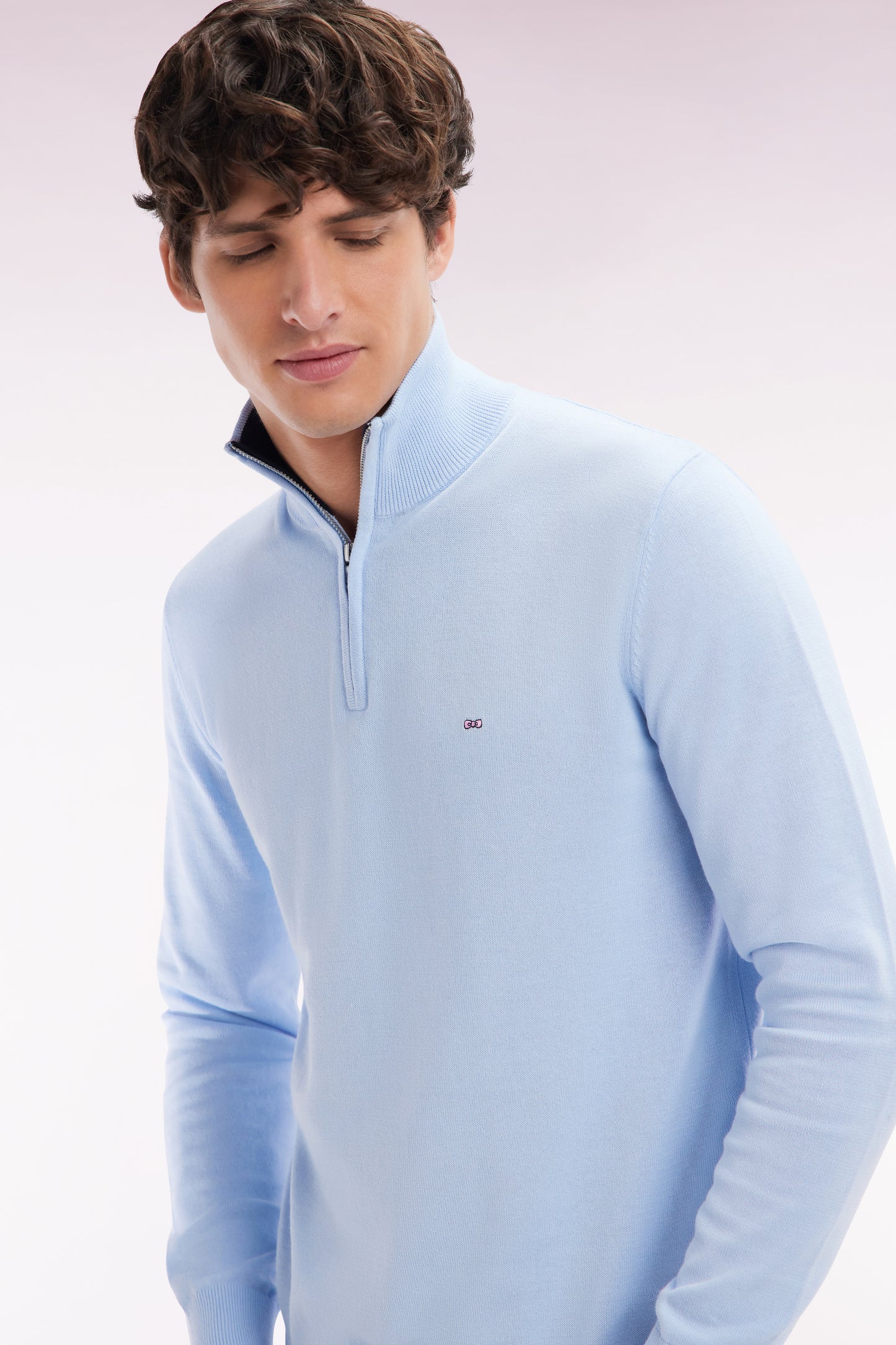 Straight-fit sky blue cotton trucker collar jumper