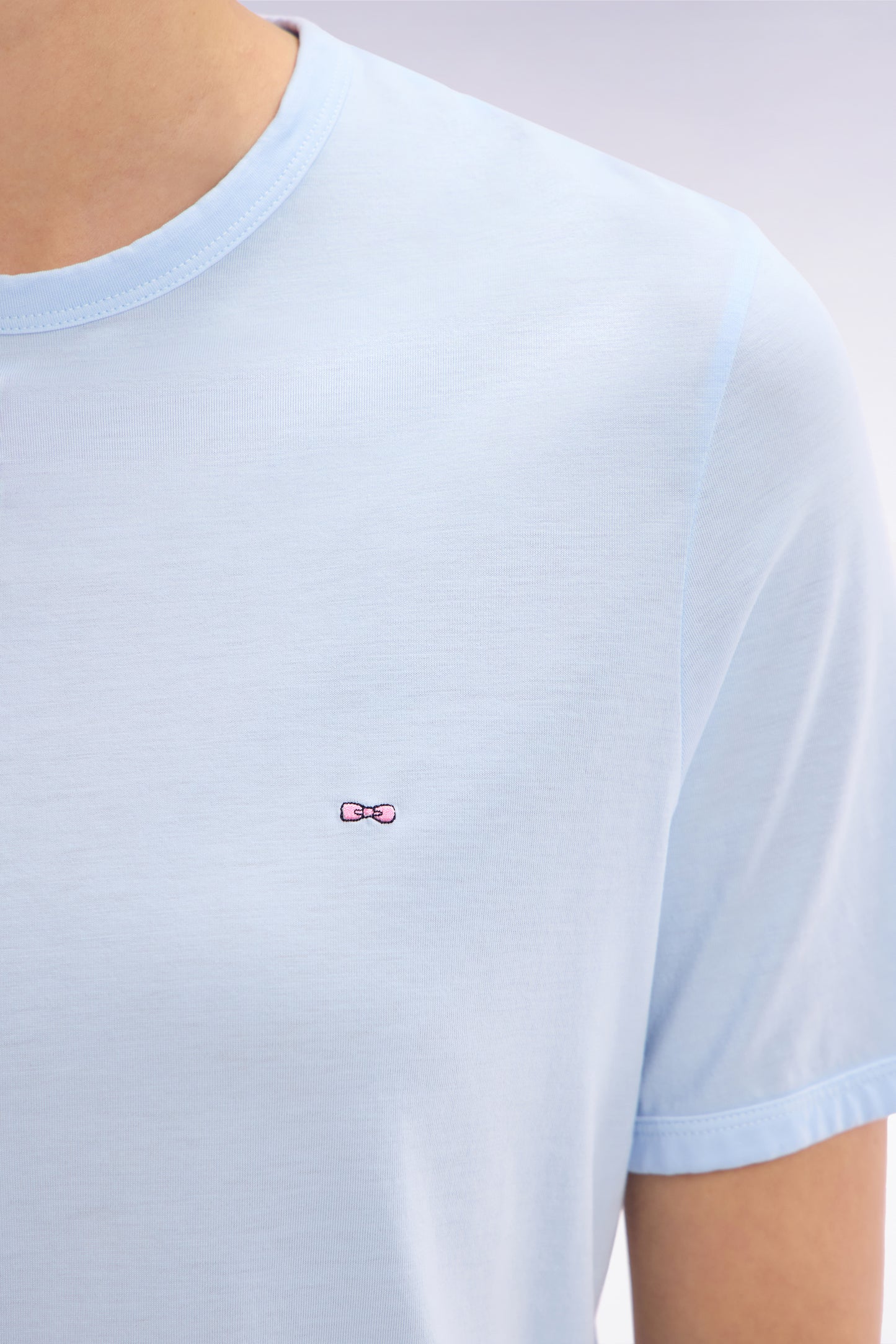 Straight-fit sky blue T-shirt in lyocell and cotton blend