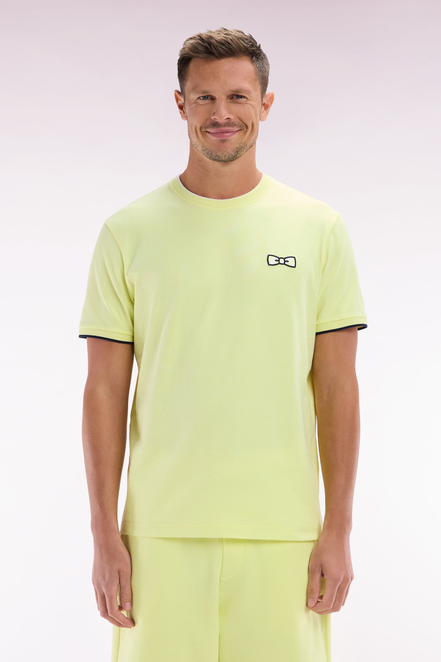 Yellow cotton T-shirt with bow-tie embroidery, relaxed fit