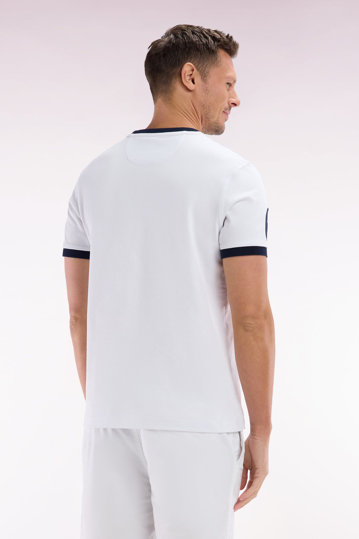White cotton T-shirt with 6 Nations crest, straight cut