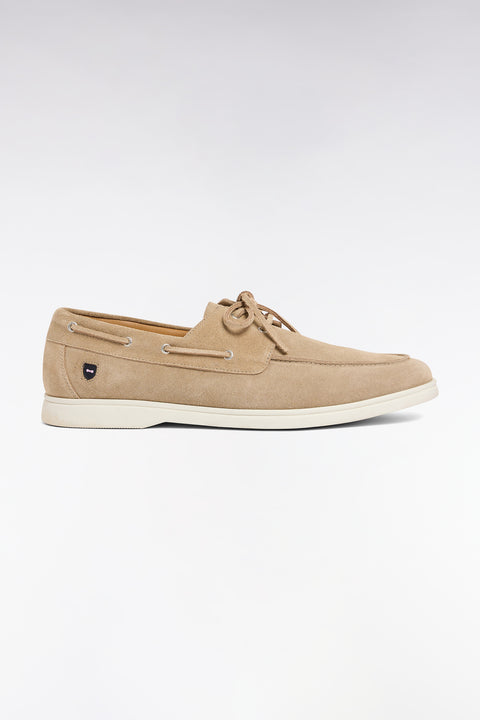 Chaussures bateau en cuir suédé beige - Image 1