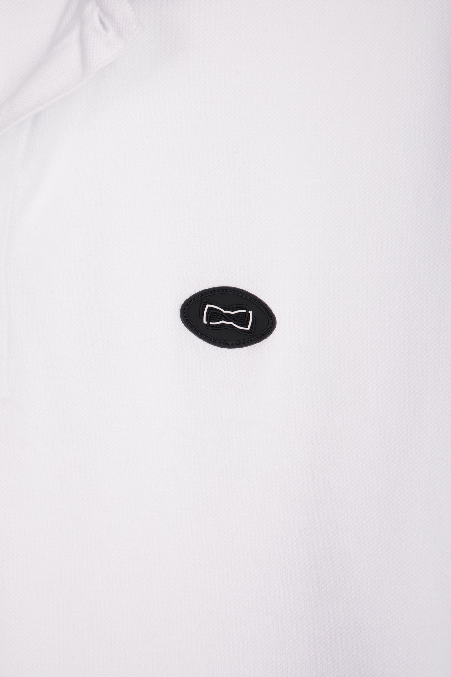 Short-sleeved polo shirt in white cotton pique with navy details
