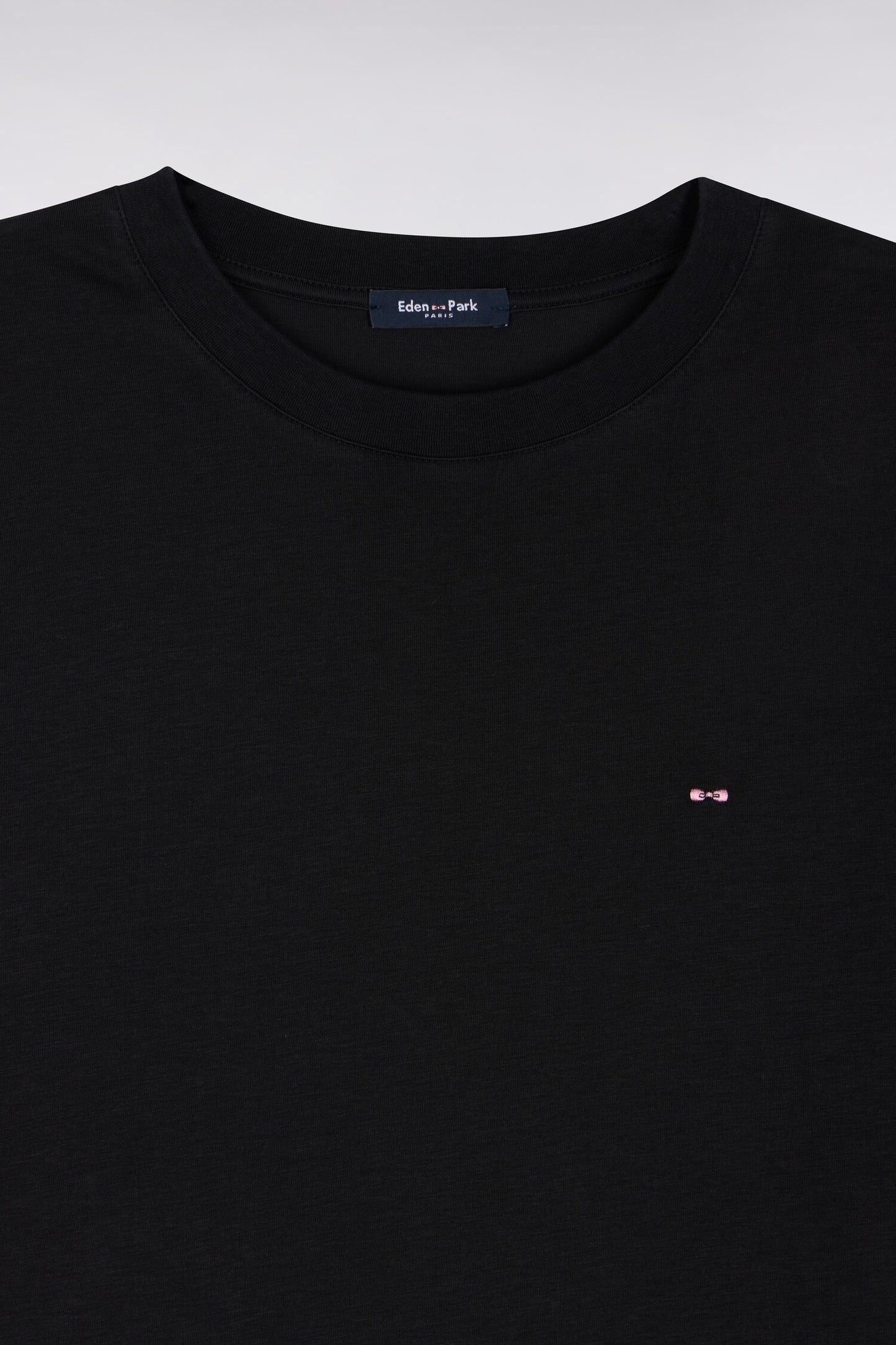 Robe T-shirt en lyocell et coton noir coupe droite