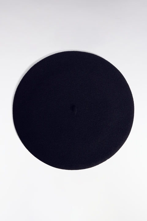 Plain beret in navy virgin wool - Image 1