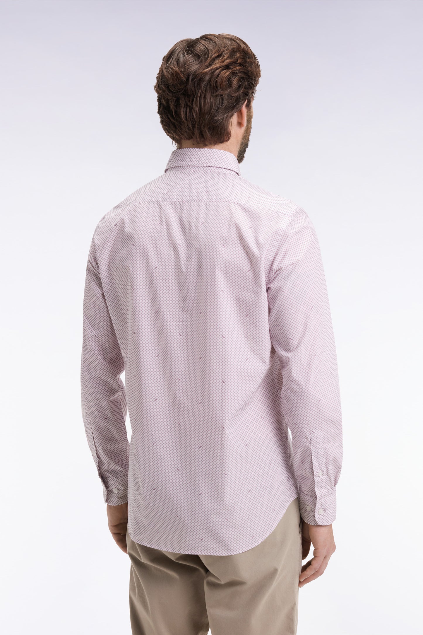 Cotton poplin shirt with burgundy micropatterns, slim fit