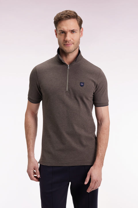 Short-sleeved polo shirt in brown stretch cotton piqué with zip and slim fit - Image 3