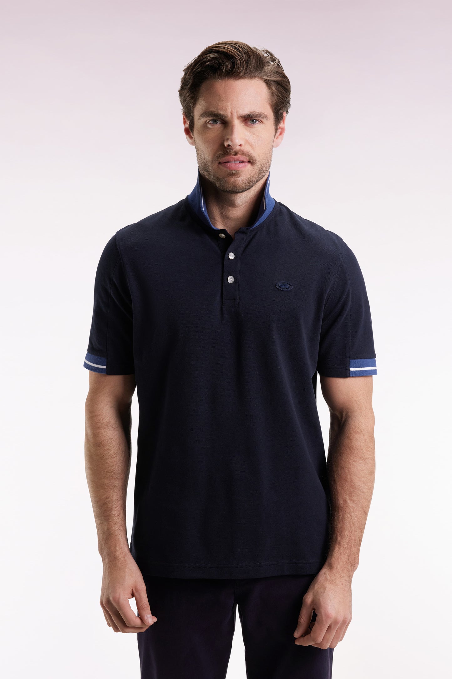 Navy loose-fitting short-sleeve polo shirt