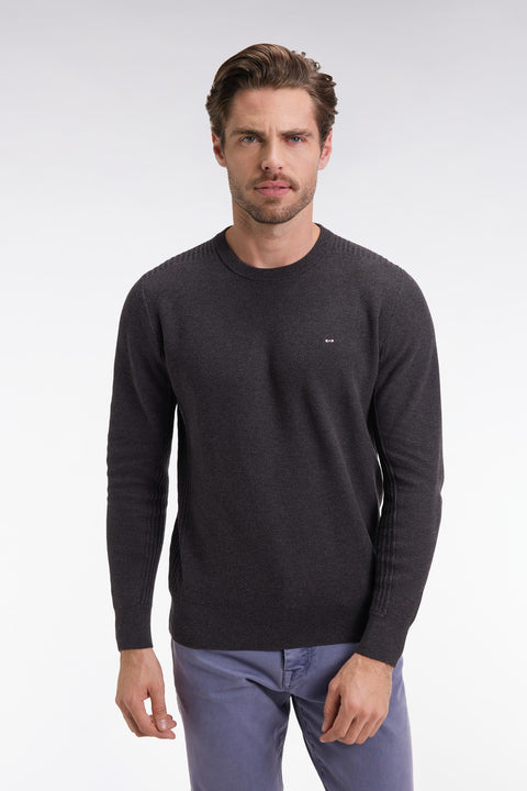 Round-neck sweater in dark grey honeycomb cotton - Image 3