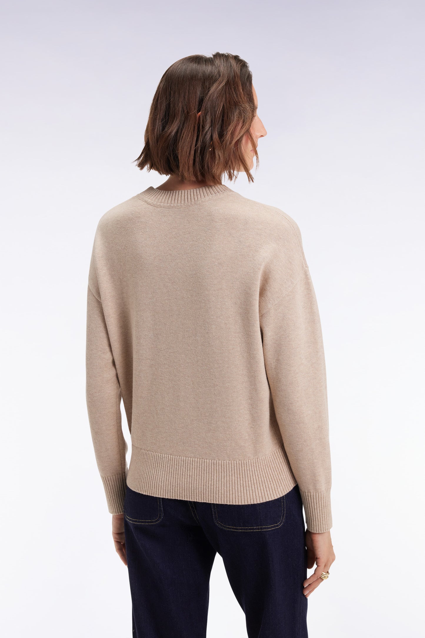 Relaxed fit round-neck sweater in beige wool and cotton