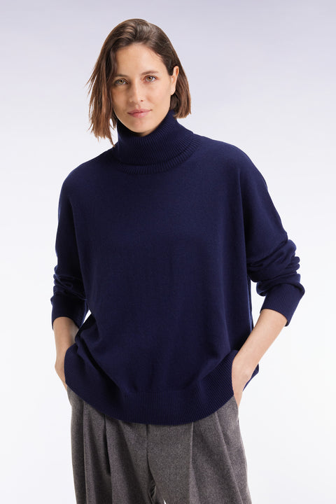 Relaxed fit turtleneck sweater in navy wool and cashmere - Image 3
