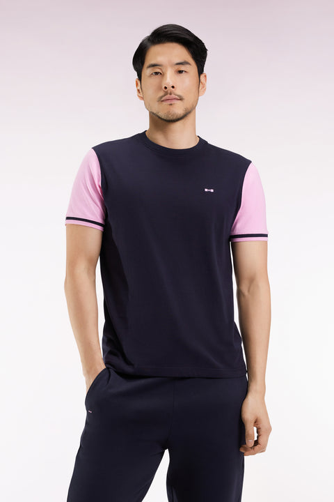 Two-tone short-sleeved T-shirt in navy and pink embroidered cotton - Image 3
