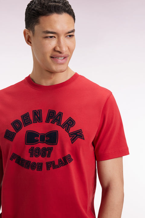 Short-sleeved T-shirt in red cotton with velvet-effect print - Image 1