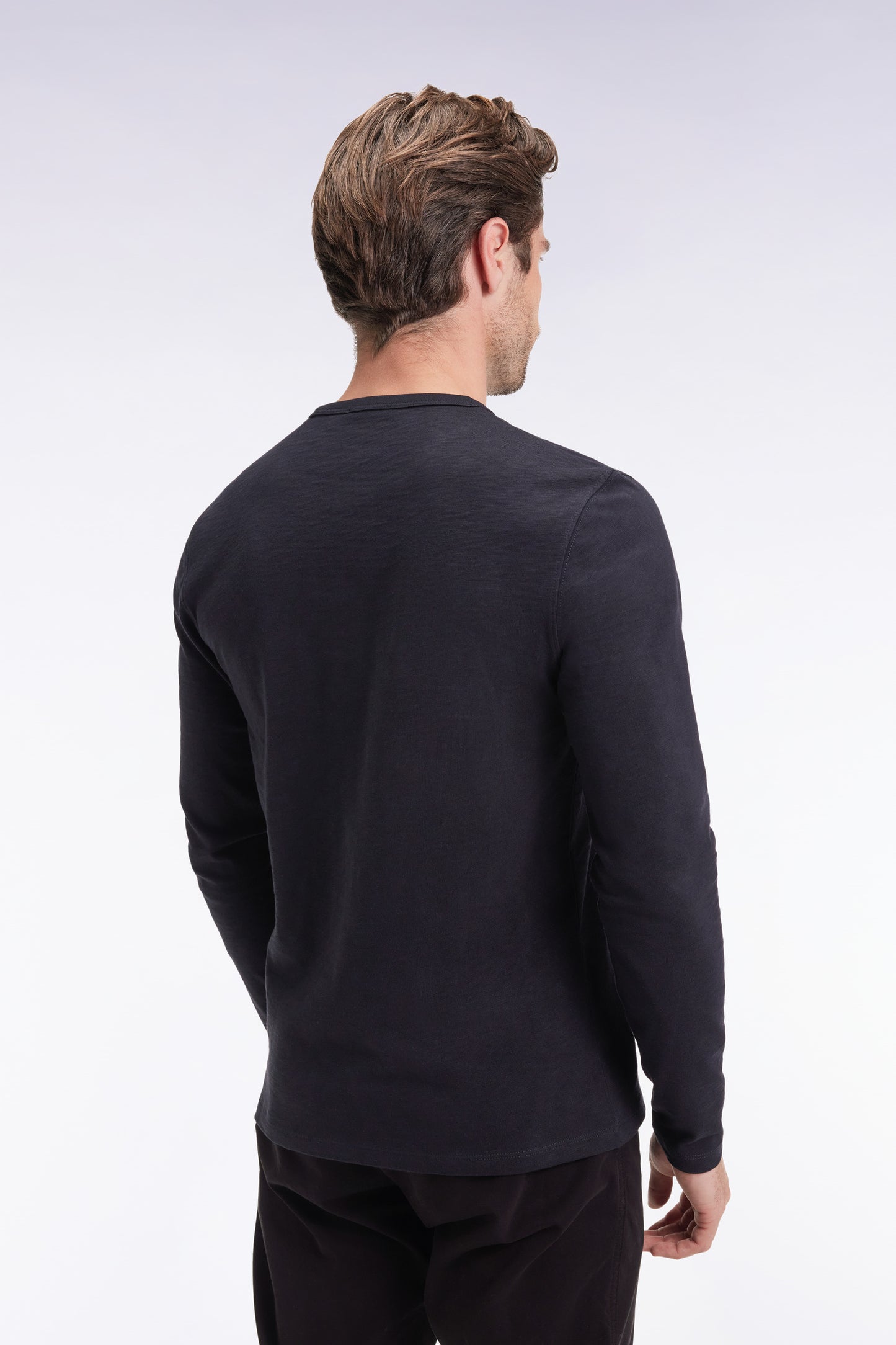 Long-sleeved T-shirt in black slub cotton