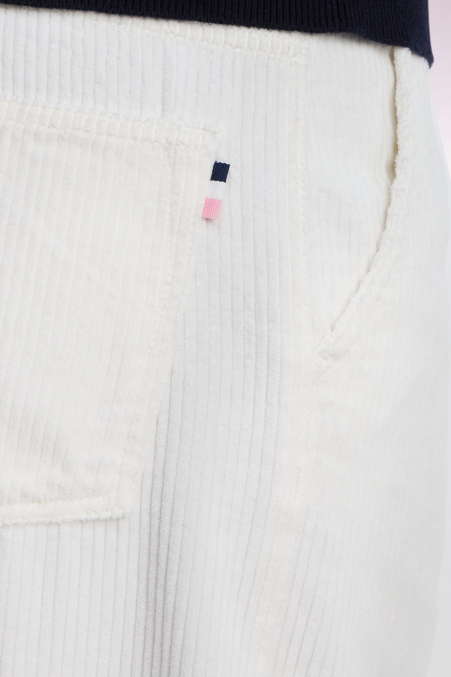 Pantalon en velours côtelé écru coupe droite