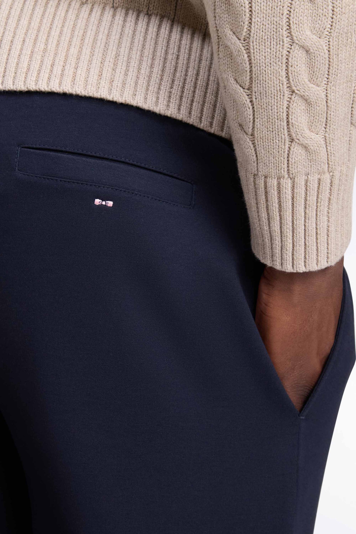 Jogging en interlock de coton stretch marine coupe droite
