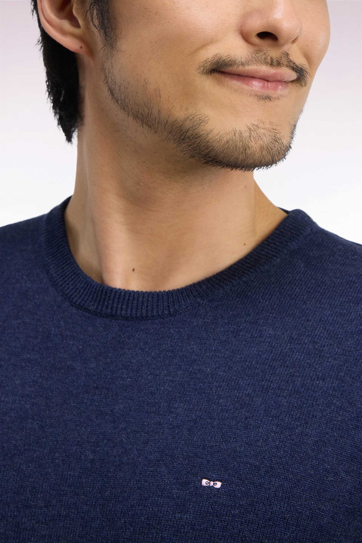 Round neck sweater in blue wool and cotton, straight cut