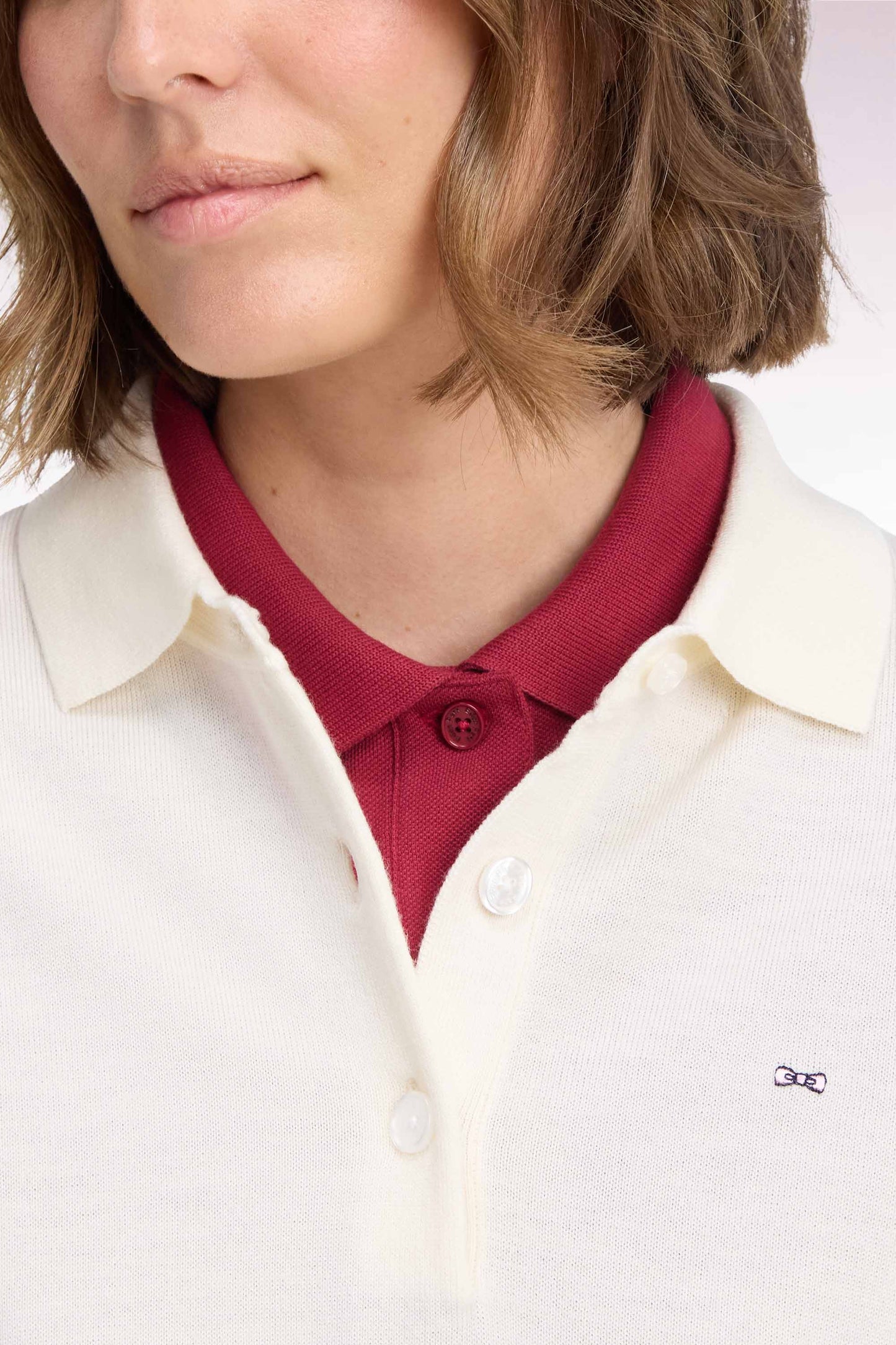 Pull col maillot en laine écru coupe décontractée