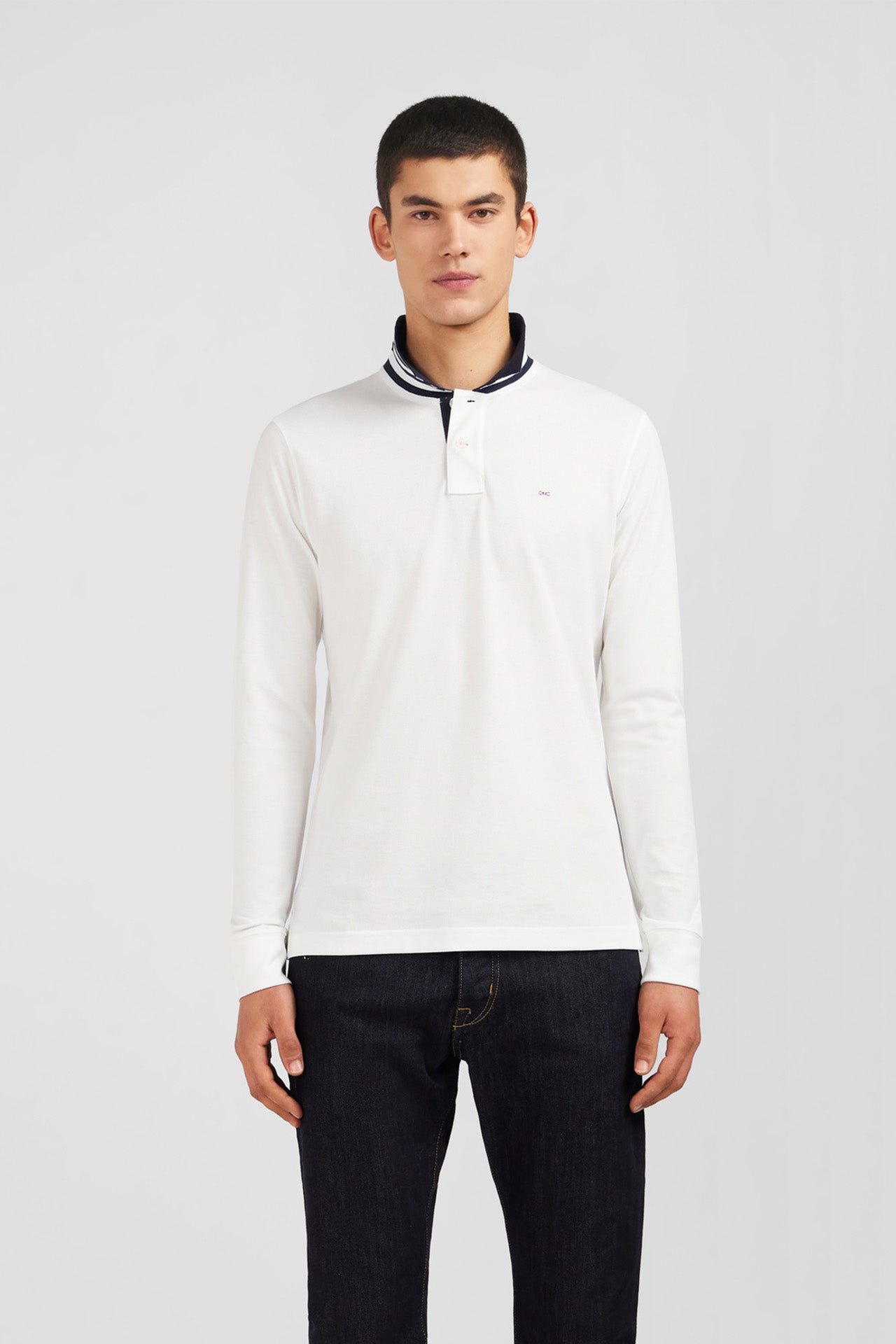 White cotton polo with contrasting neck