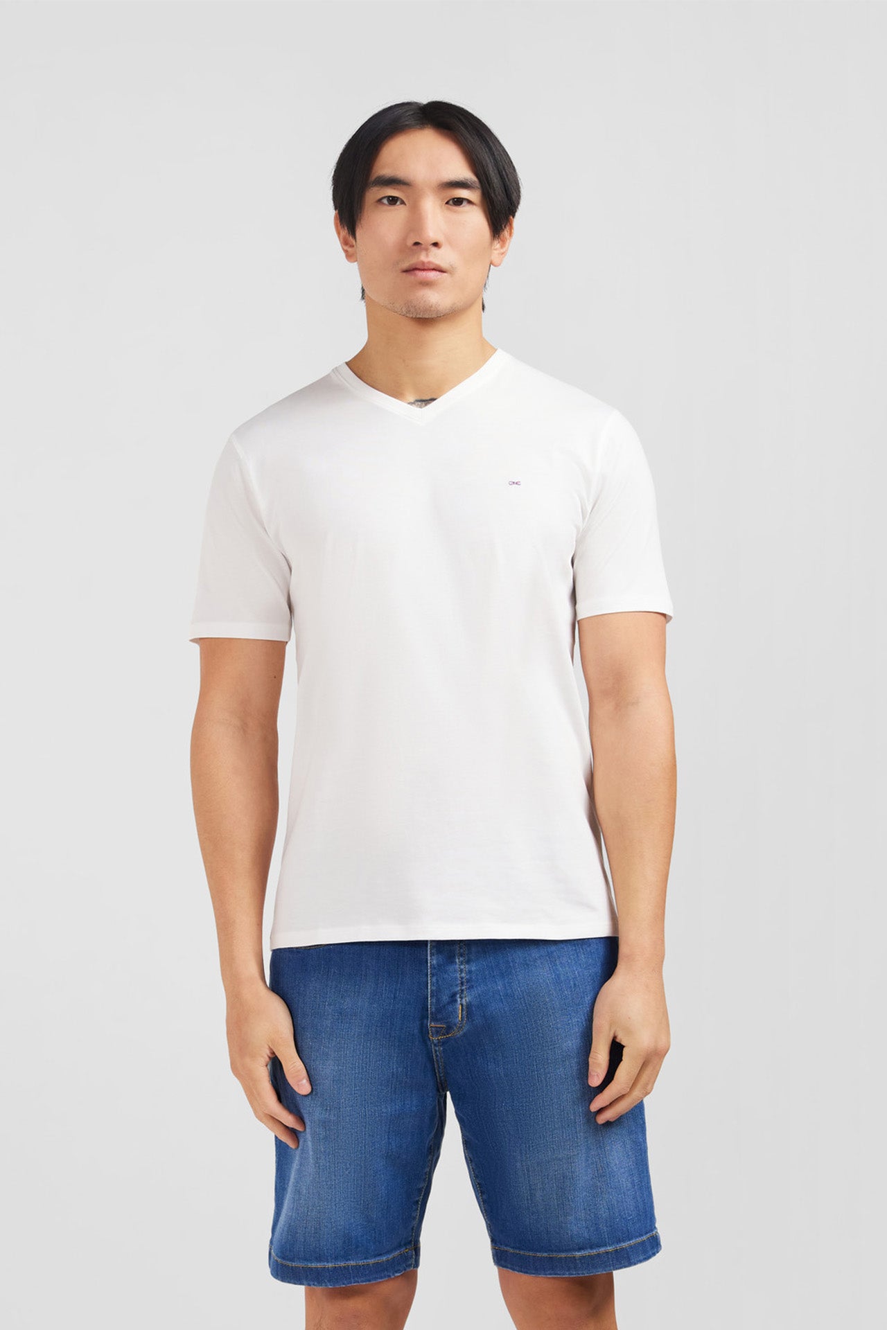 V-neck white light pima cotton t-shirt
