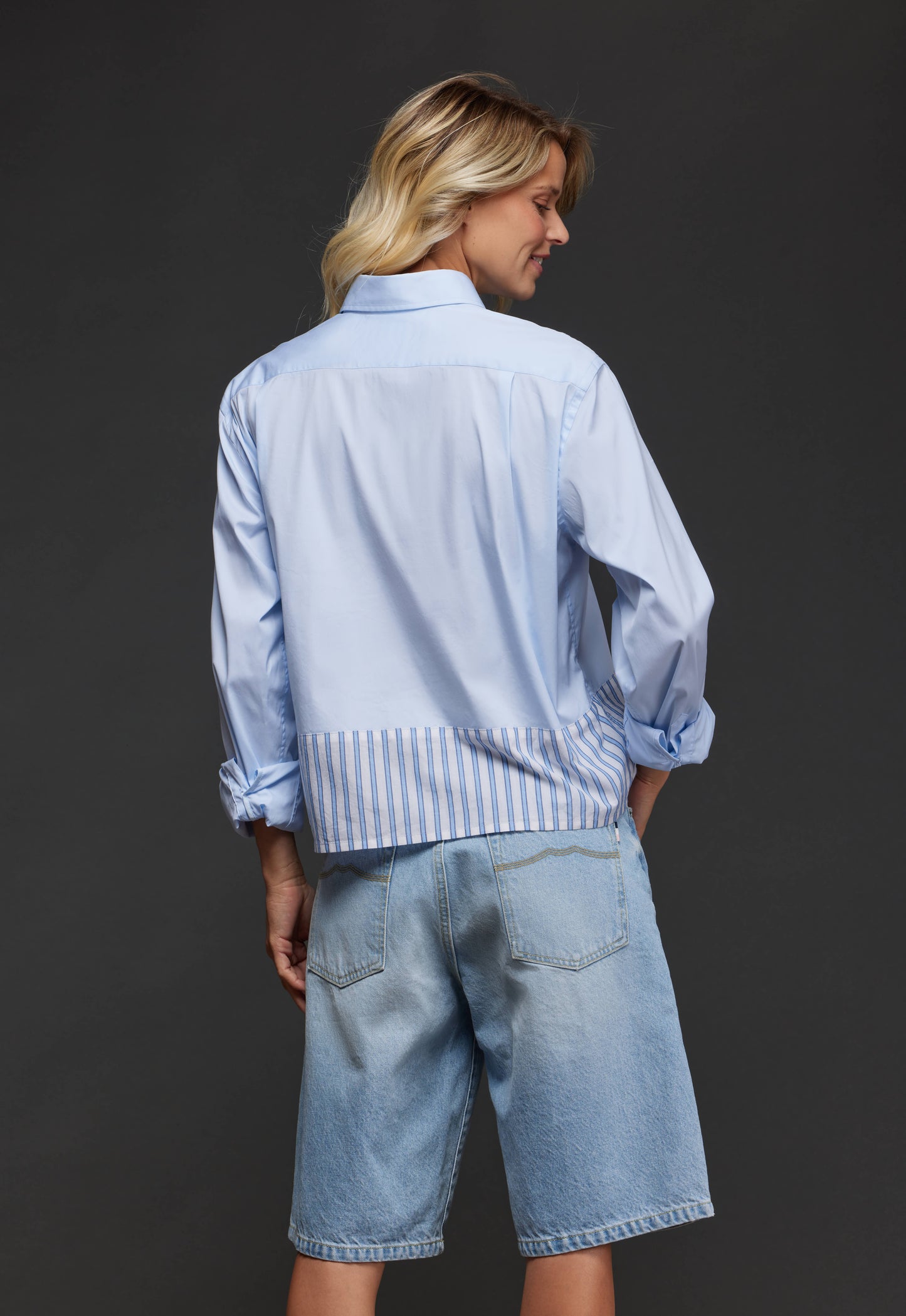 Chemise en coton ciel à empiècement rayé upcyclée Pap'Atelier