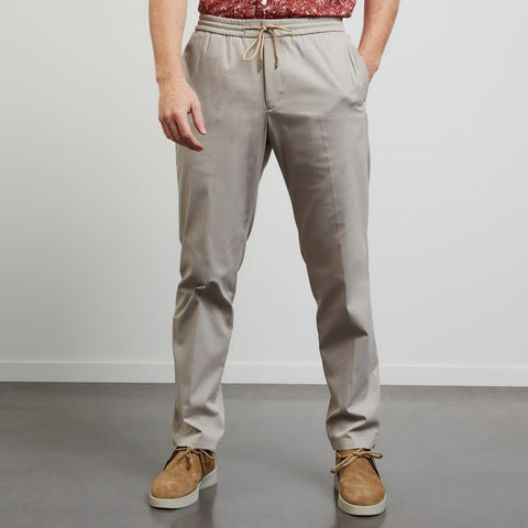 Beige trousers with loose pleats - Image 3