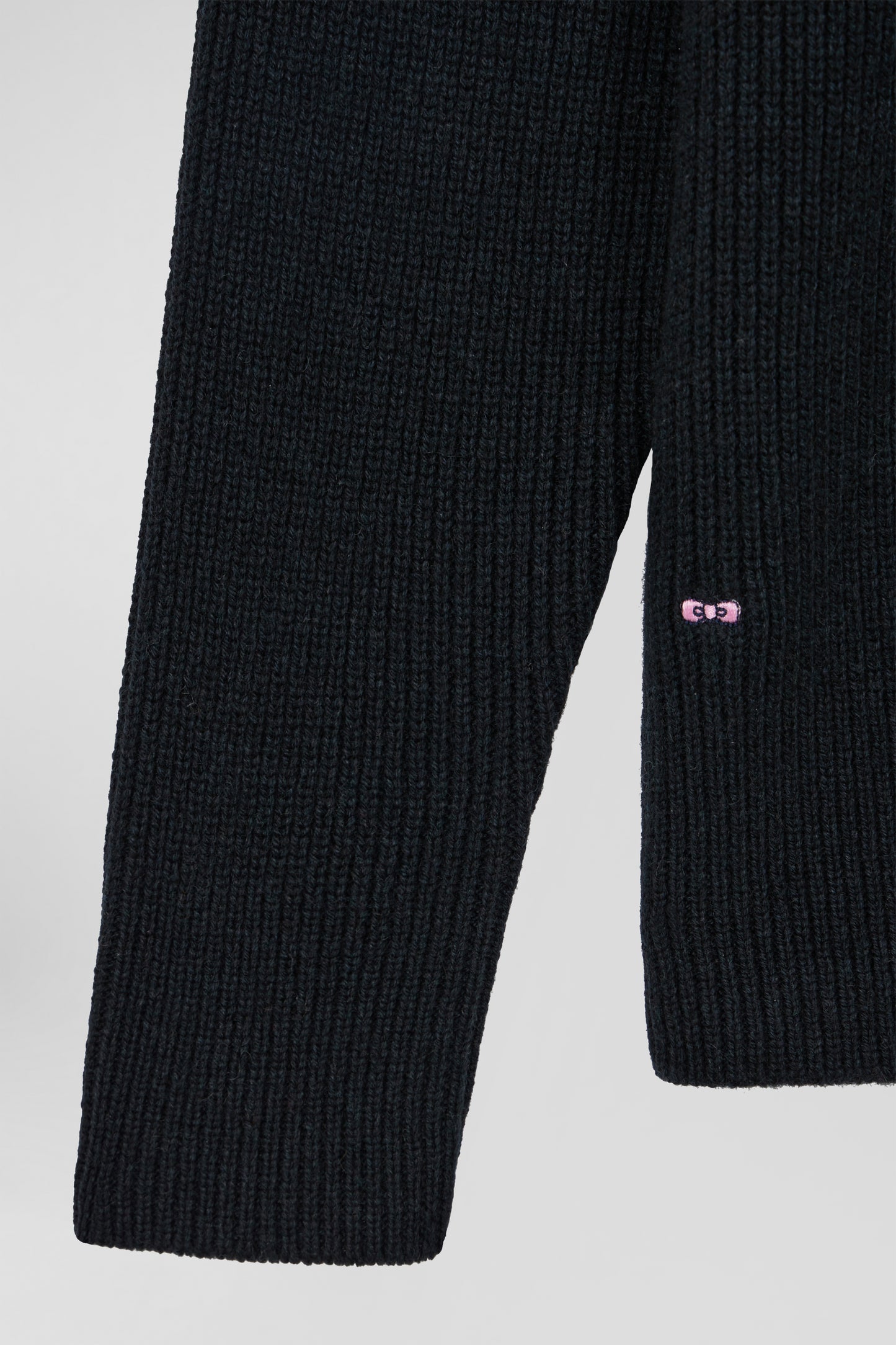 Plain round-neck sweater in black wool and cashmere, regular fit