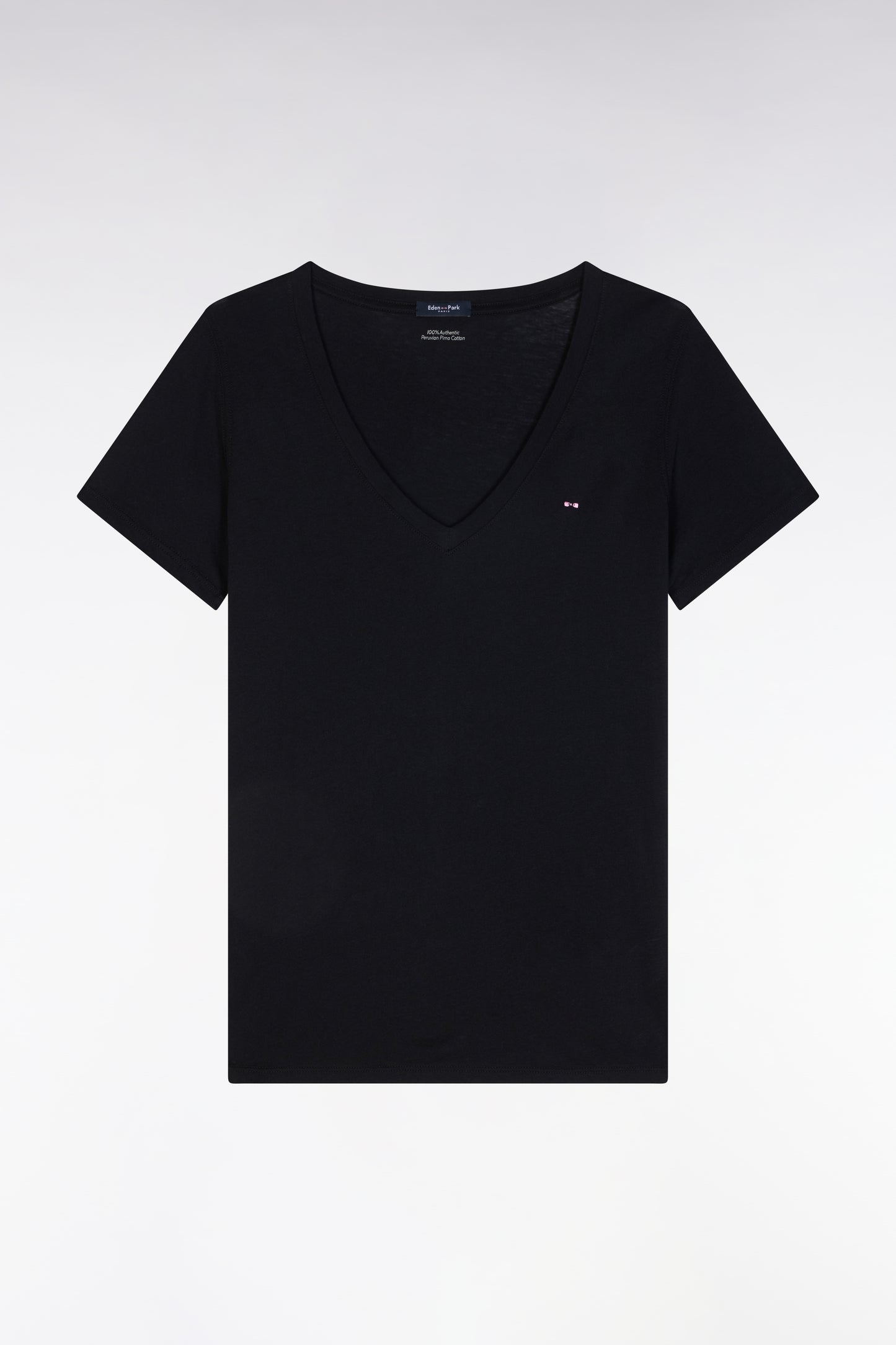 V-neck T-shirt in black lightweight Pima cotton jersey, straight cut