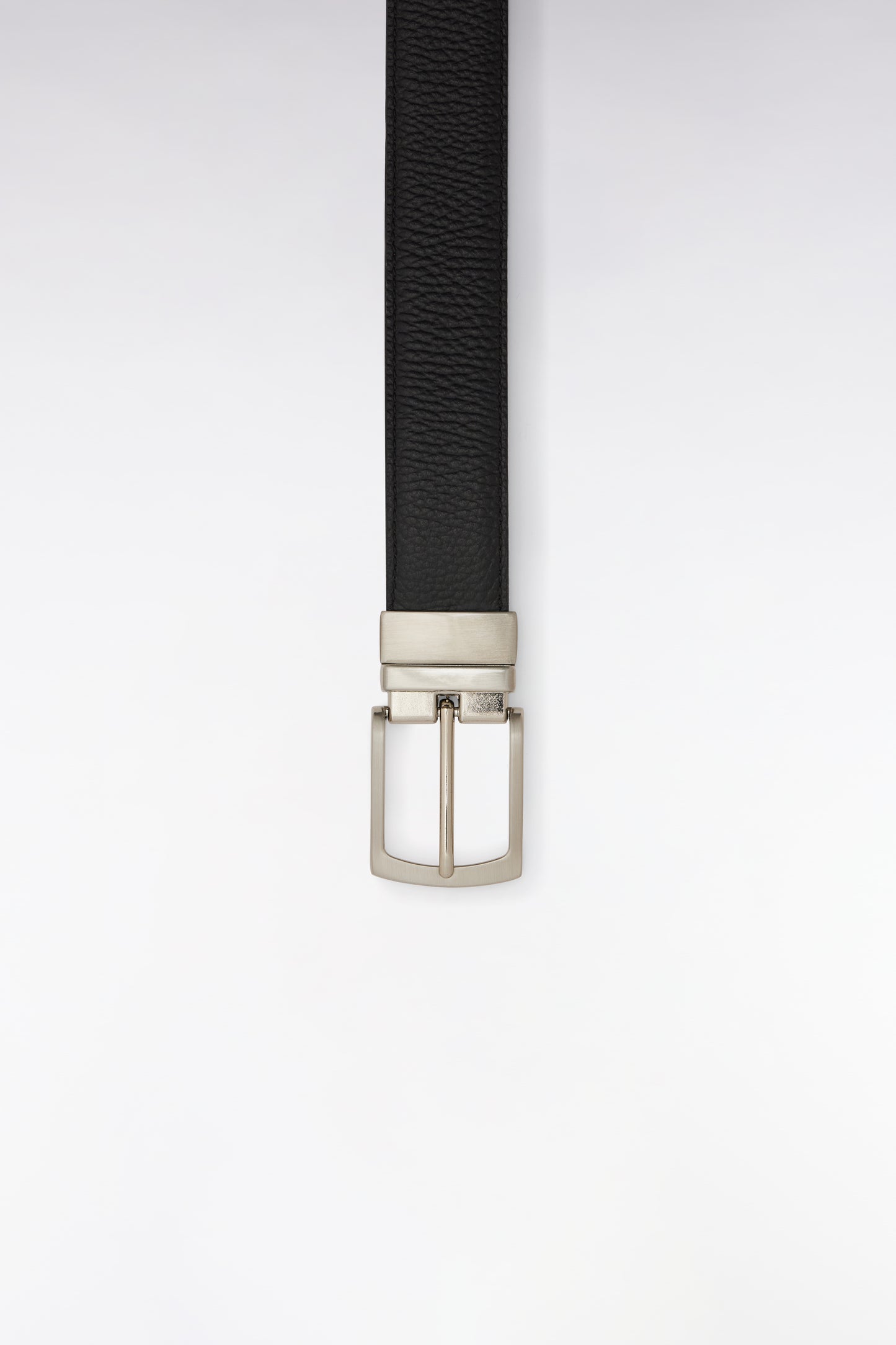 Reversible black and brown smooth leather belt