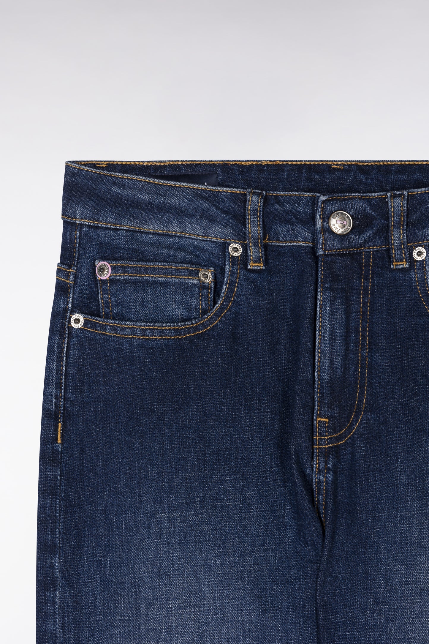 Jean 5 poches en denim stretch bleu coupe slim