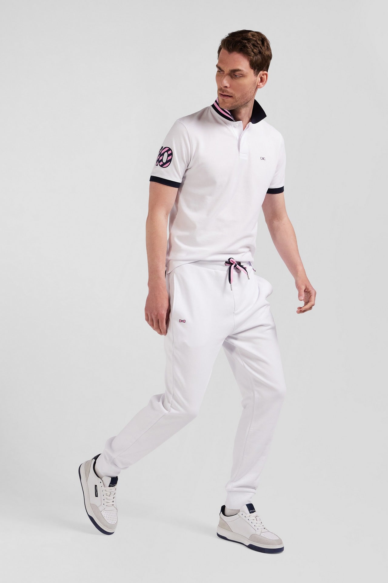 White jogging bottoms