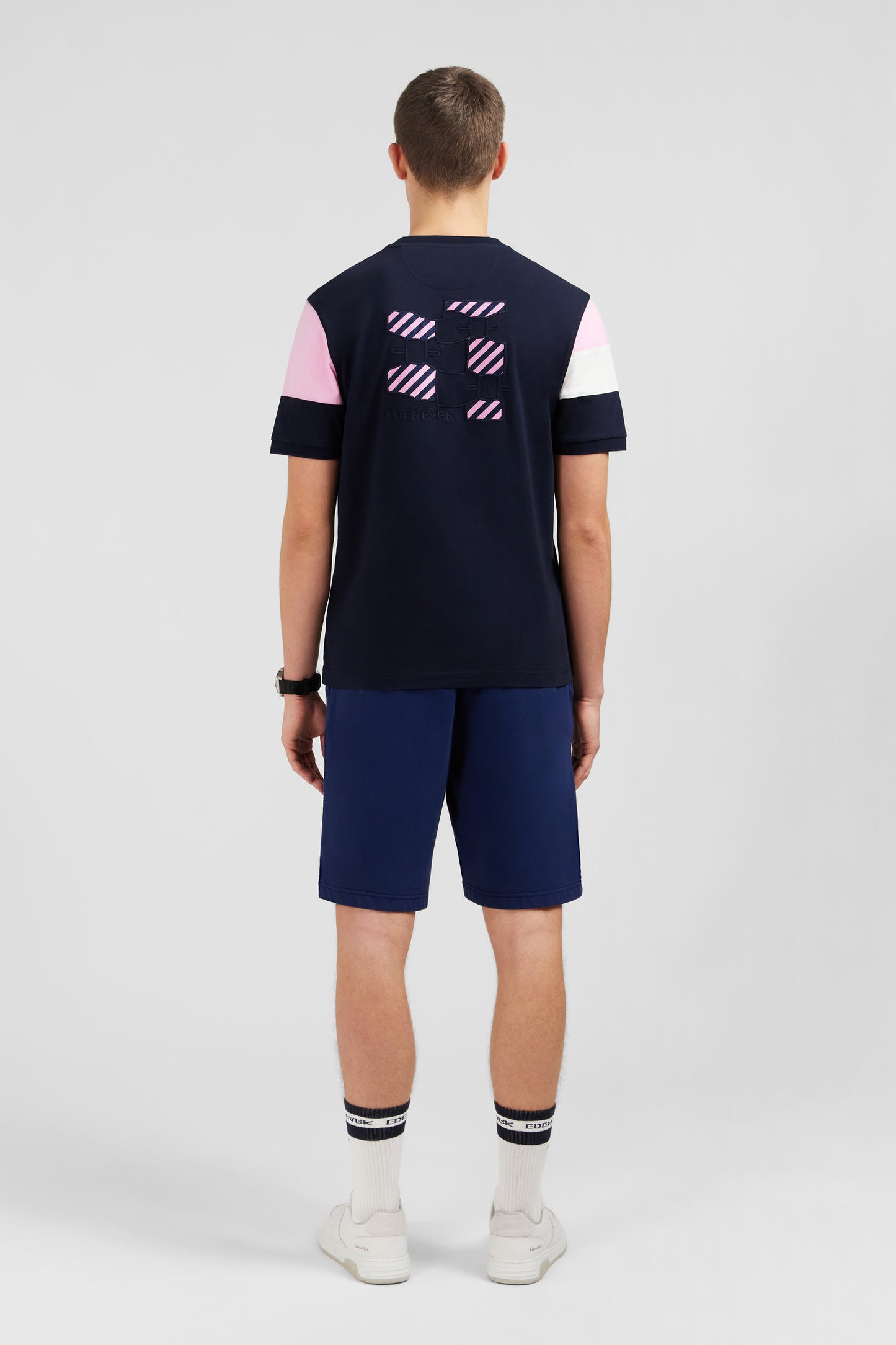 Navy cotton T-shirt with number 10 embroidery