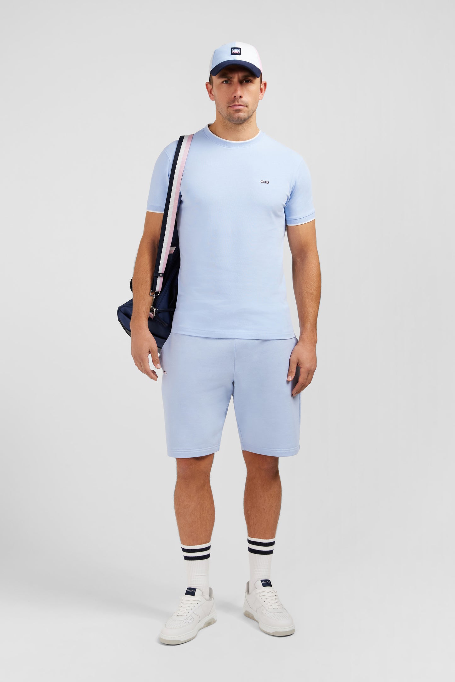 Plain blue short-sleeved T-shirt in stretch cotton