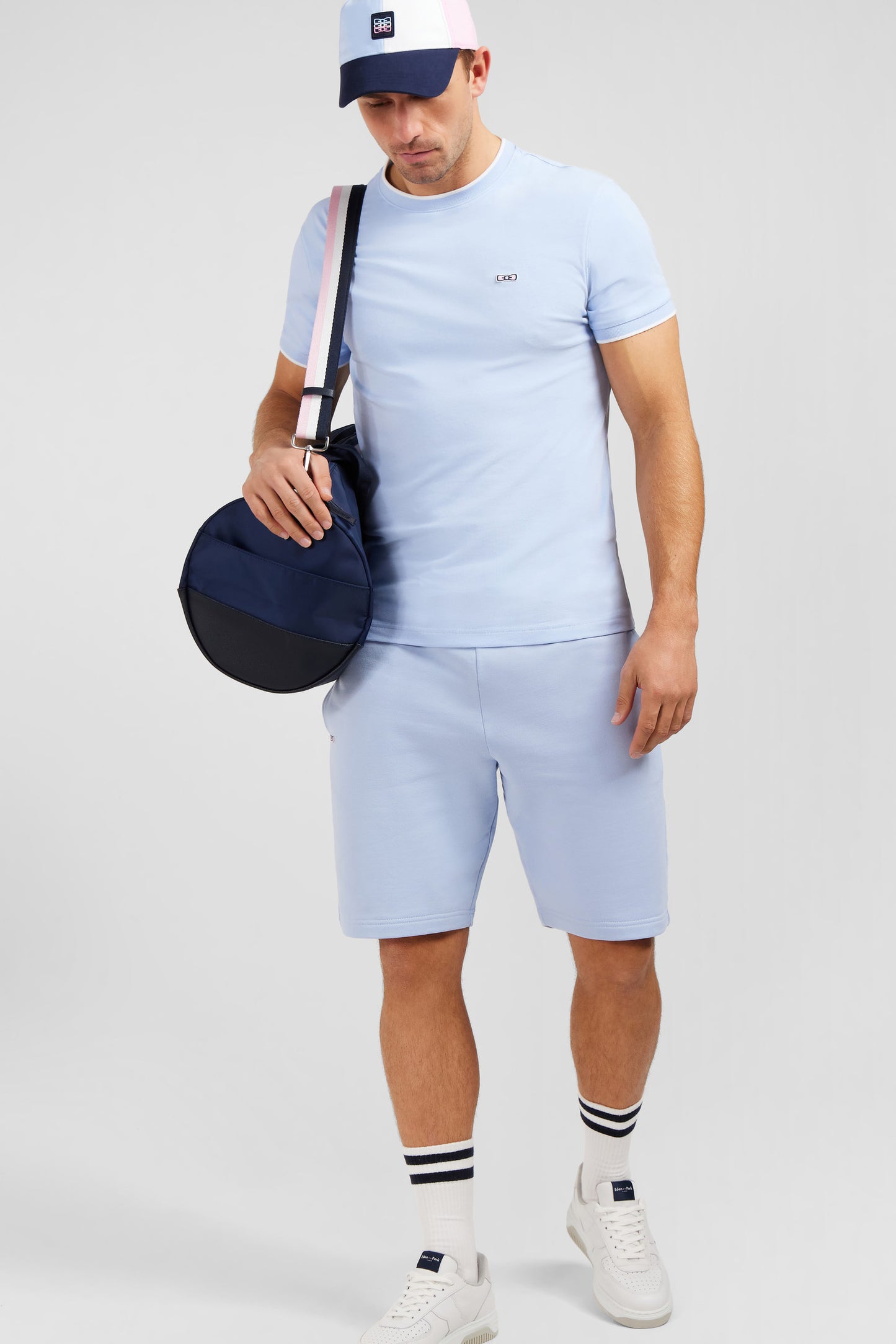 Plain blue short-sleeved T-shirt in stretch cotton
