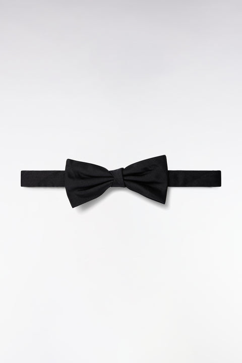 Black silk bow tie - Image 1