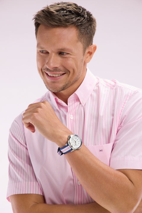 Quartz watch with white background striped NATO strap - Image 2