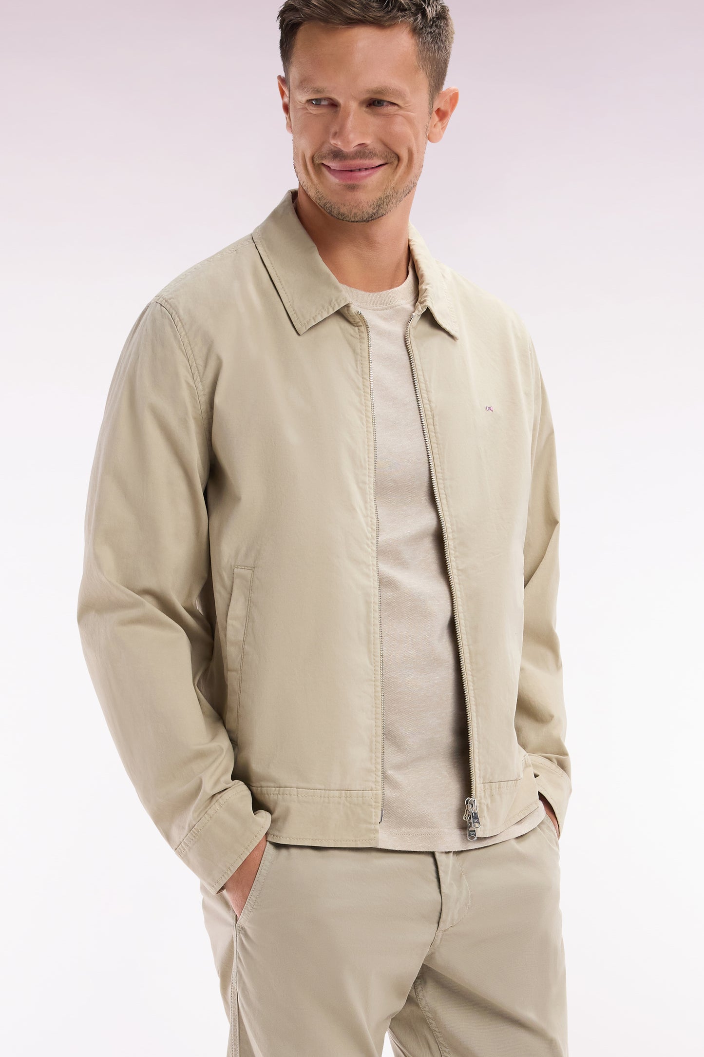 Beige straight-cut stretch cotton pleat-free chinos