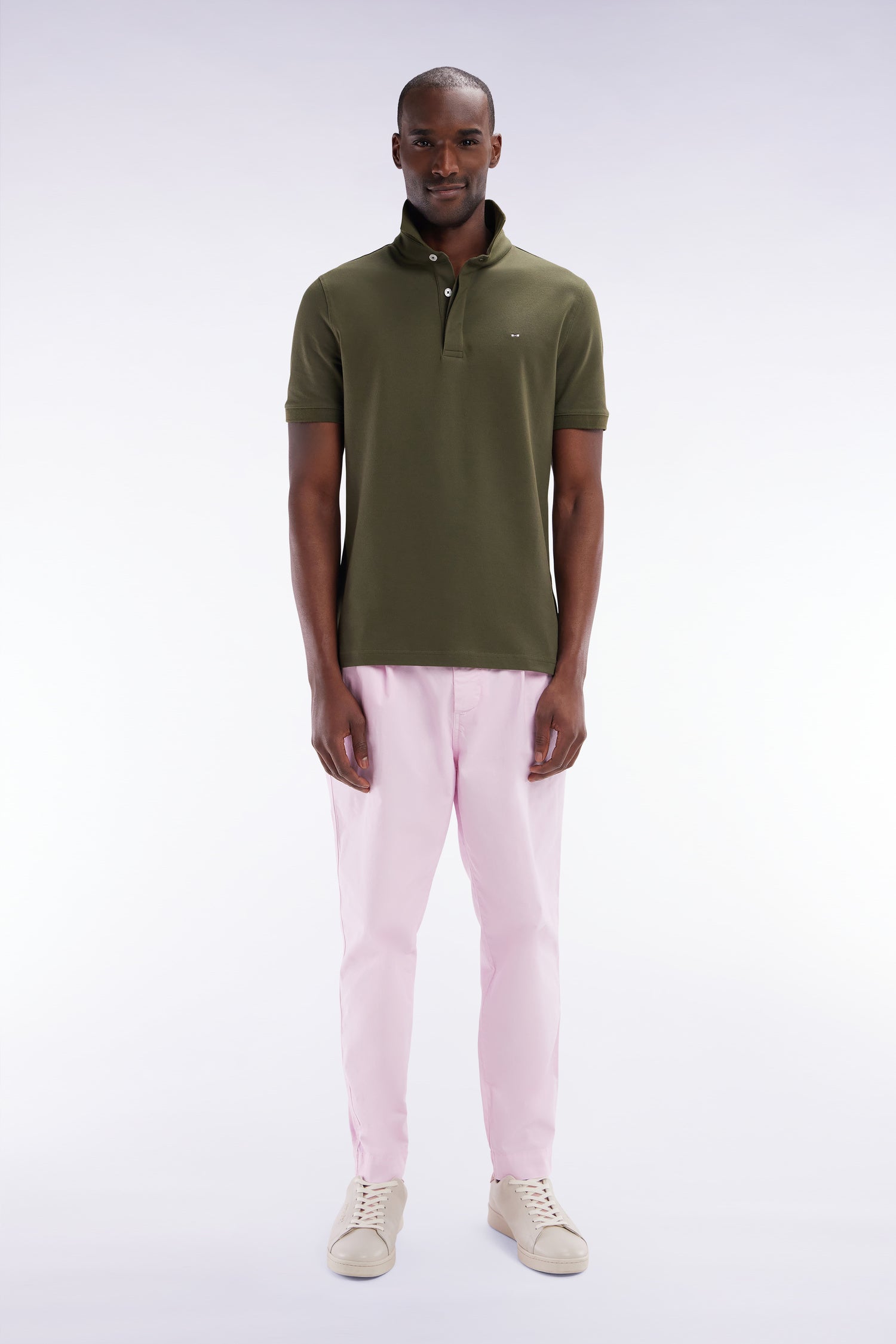 Pantalon chino à plis en coton stretch rose coupe droite