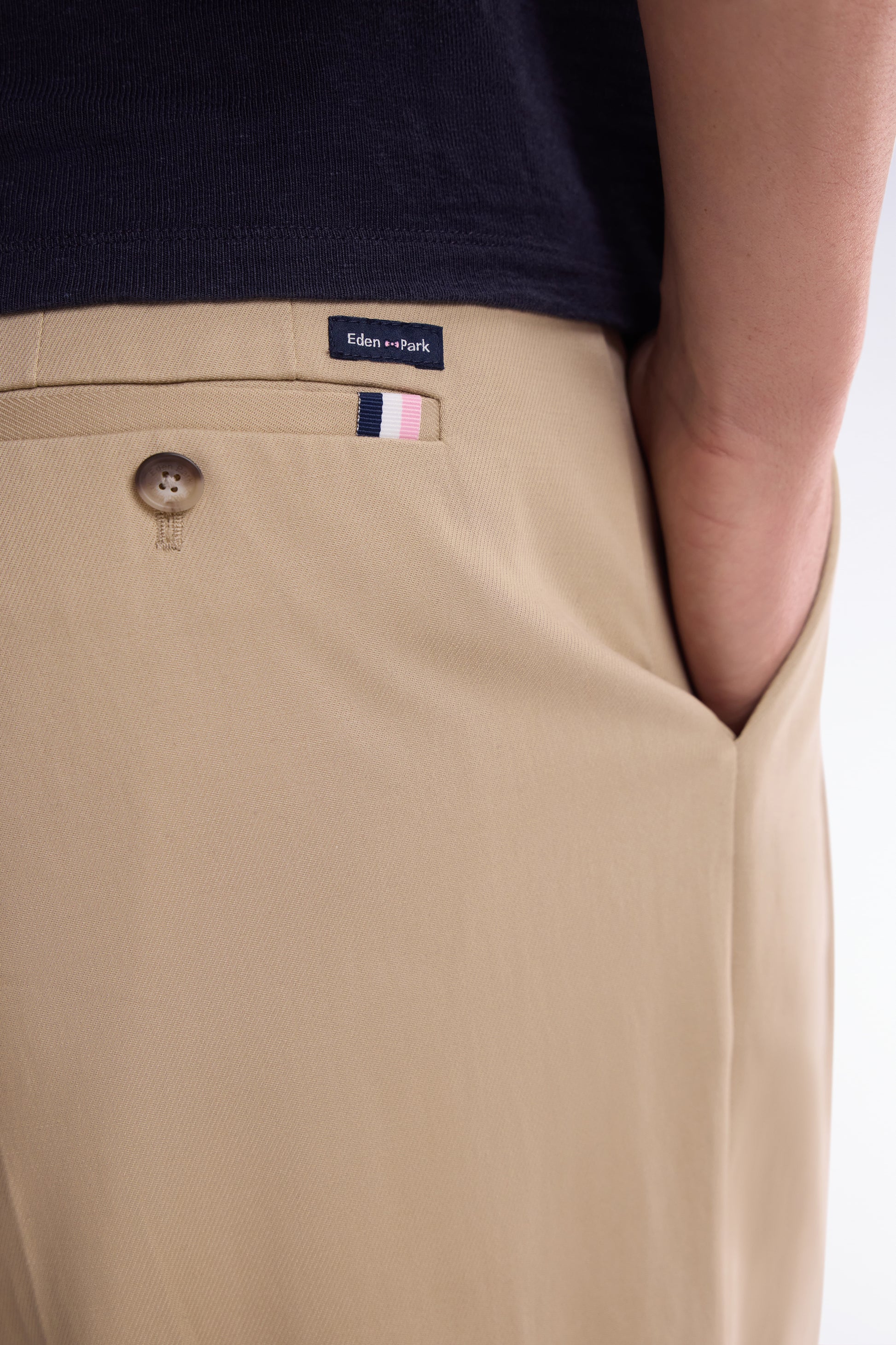 Pantalon à plis jambes larges en lyocell et coton stretch beige