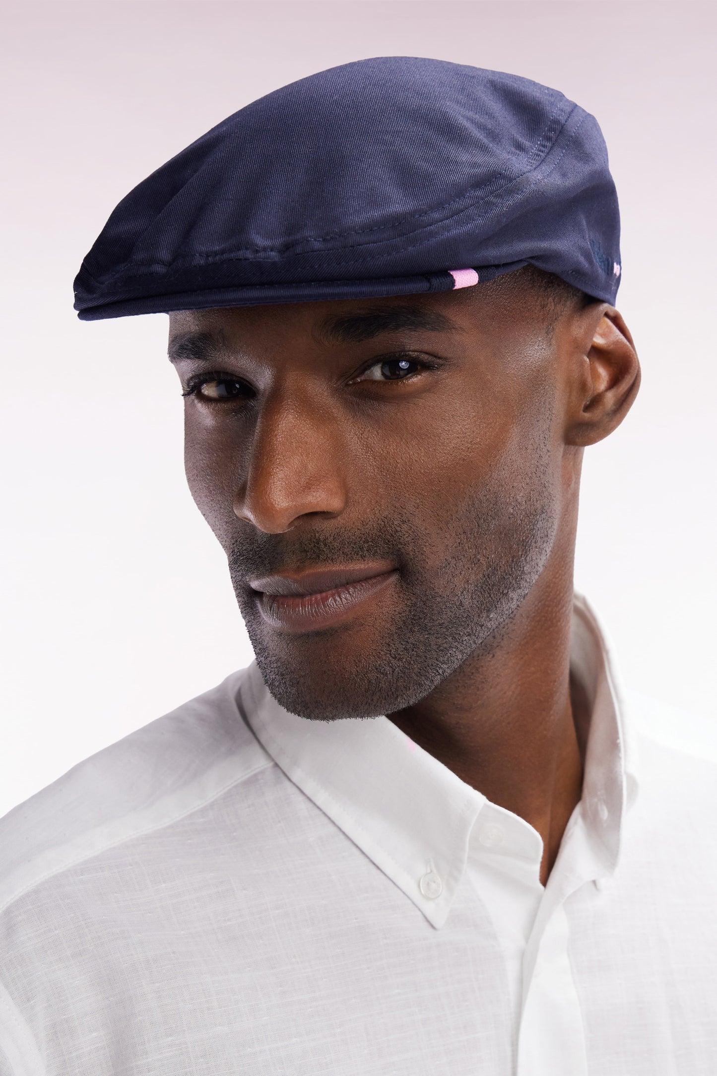 Beret cap in navy cotton twill