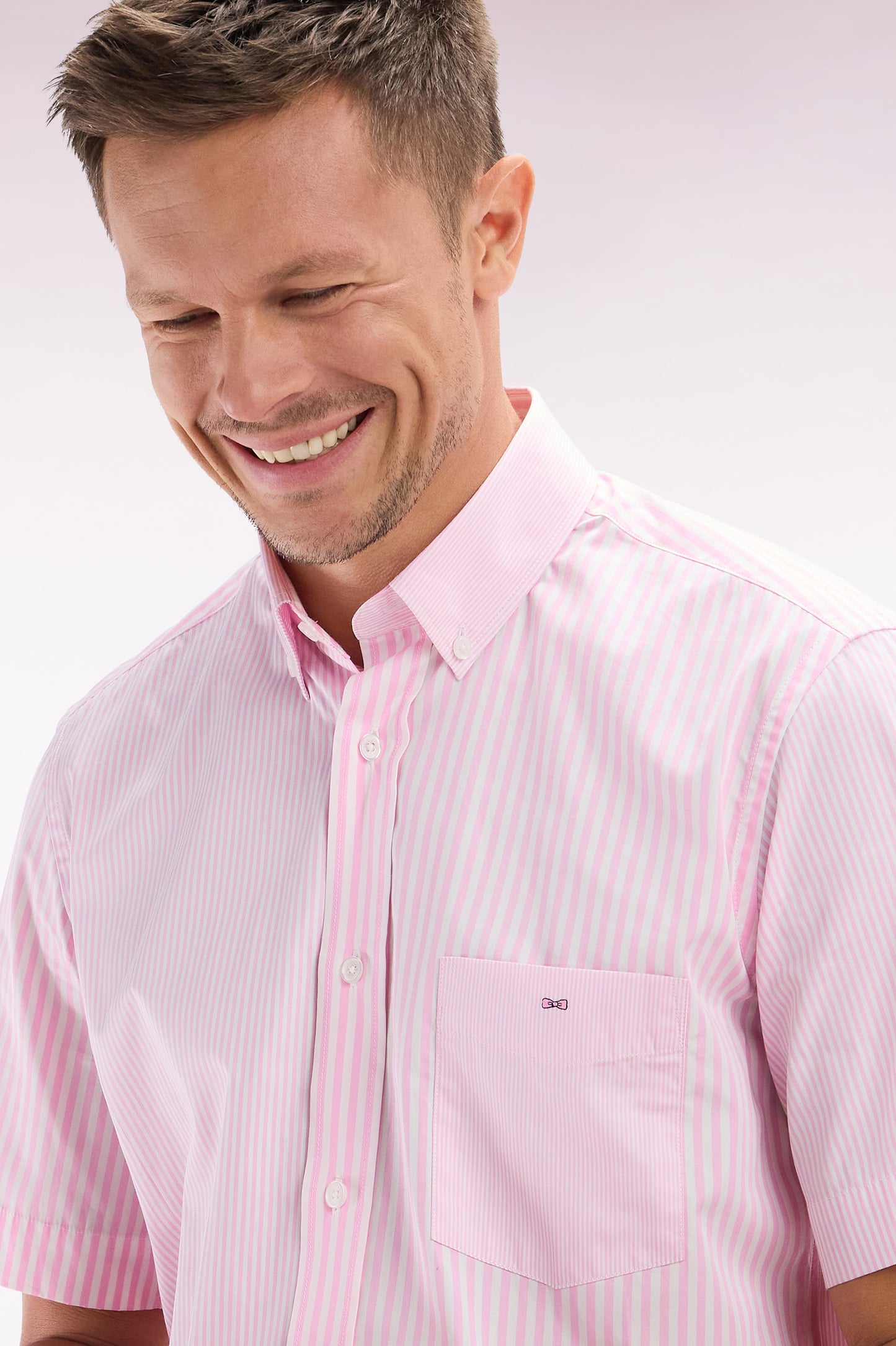 Straight short-sleeved shirt in pink striped poplin cotton
