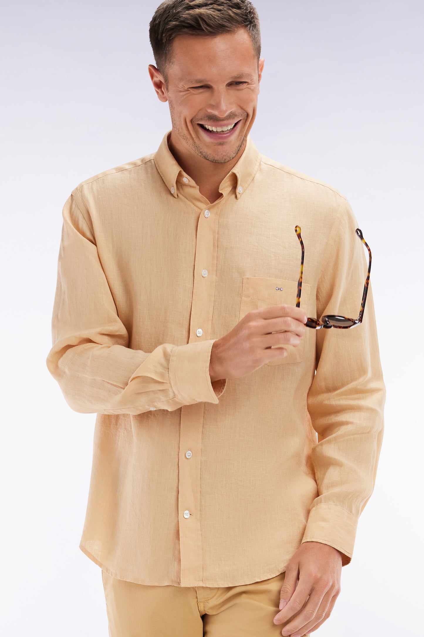 Chemise en lin camel unie coupe droite