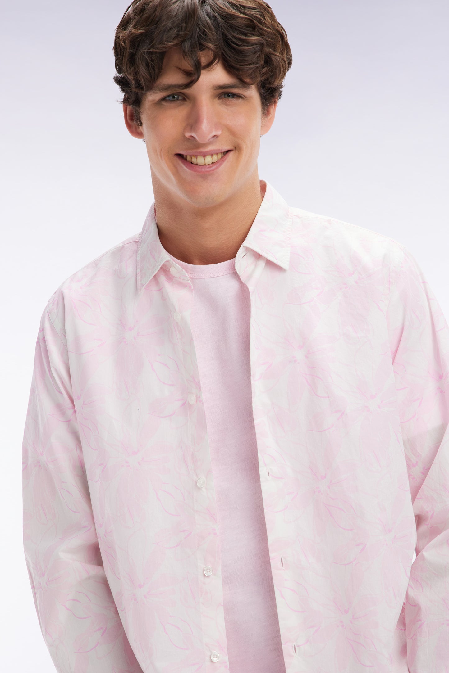 Straight-fit pink cotton poplin shirt with bow tie print